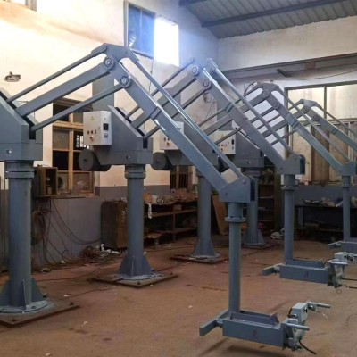 Fúvóka öntő berendezések:az izomtól a gépig